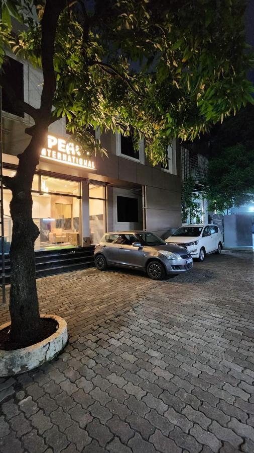 Peace International Hotel Mumbai Luaran gambar