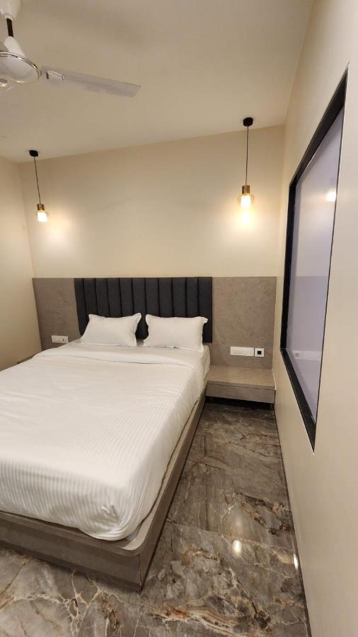 Peace International Hotel Mumbai Luaran gambar