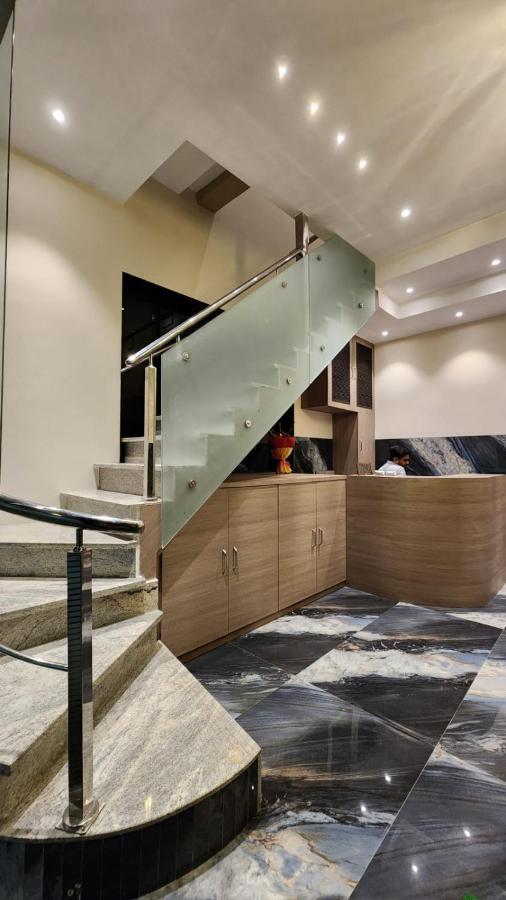 Peace International Hotel Mumbai Luaran gambar